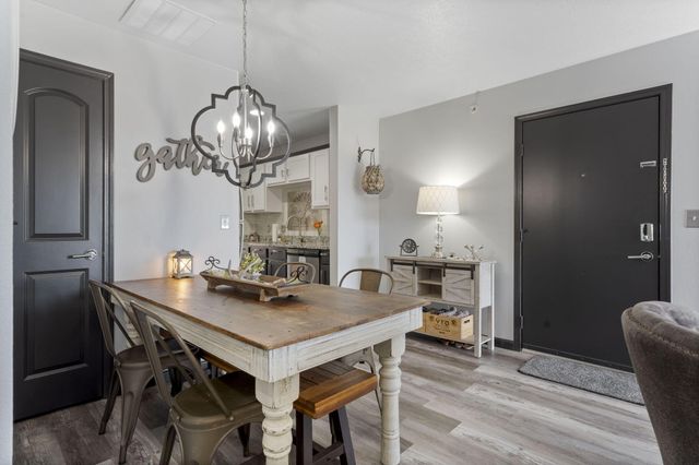 2915 Vineyards Parkway 6, Branson, MO 65616