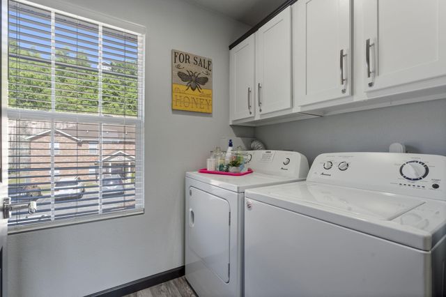 2915 Vineyards Parkway 6, Branson, MO 65616