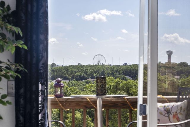 2915 Vineyards Parkway 6, Branson, MO 65616