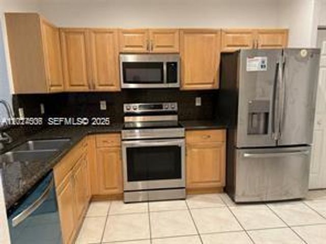 3907 Tree Top Dr 3907, Weston, FL 33332
