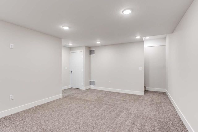 8423 N Tyler Ct, Wichita, KS 67205