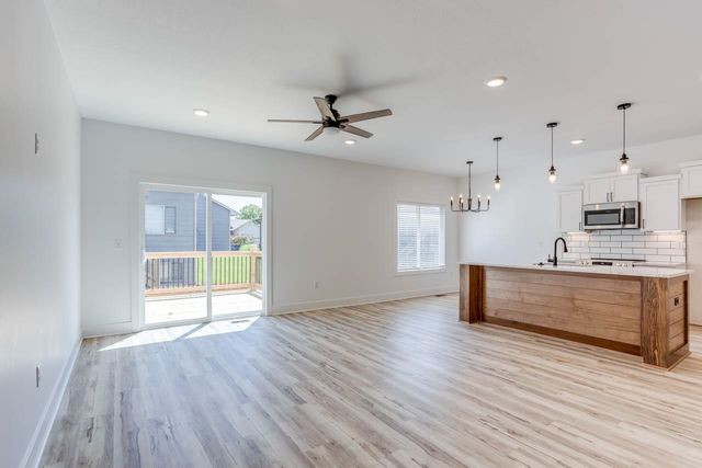 8423 N Tyler Ct, Wichita, KS 67205