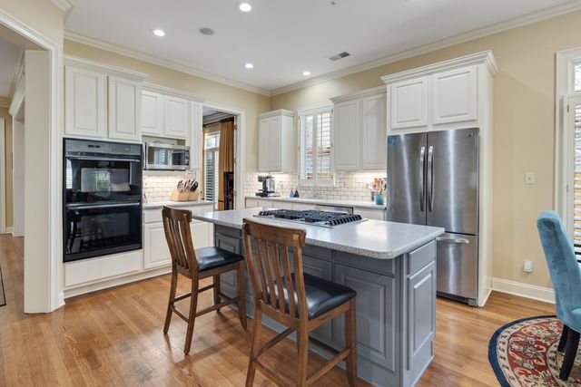 7302 MONT BLANC DR, Germantown, TN 38138