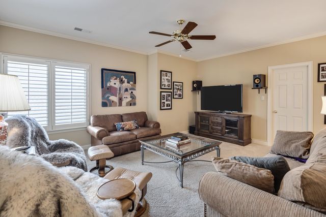 7302 MONT BLANC DR, Germantown, TN 38138