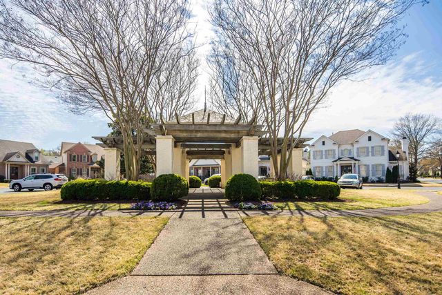 7302 MONT BLANC DR, Germantown, TN 38138