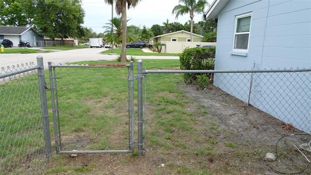5915 63RD AVENUE N, Pinellas Park, FL 33781