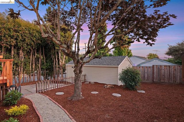 2559 Rampart, Oakland, CA 94602