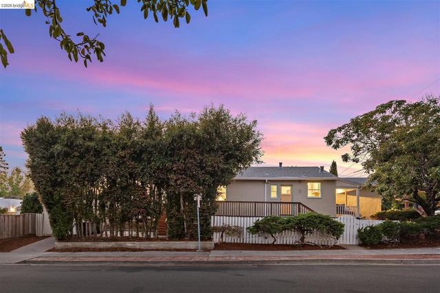 2559 Rampart, Oakland, CA 94602