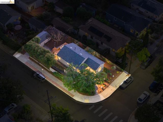 2559 Rampart, Oakland, CA 94602