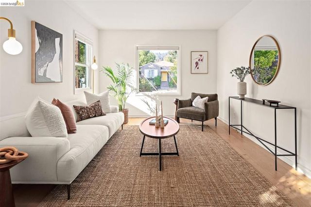 2559 Rampart, Oakland, CA 94602