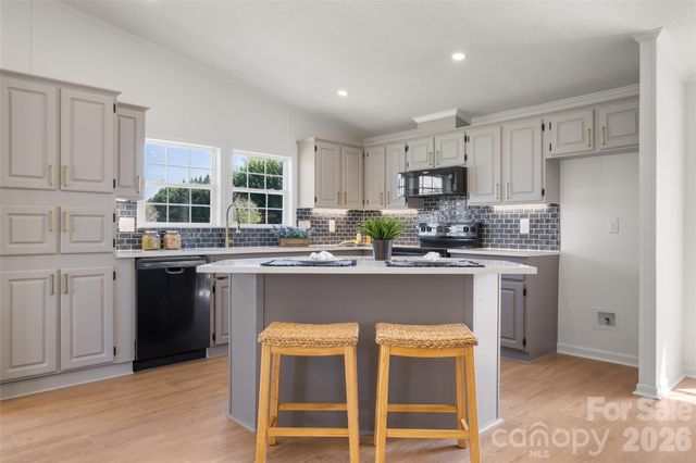 161 Baxter Way, Forest City, NC 28043