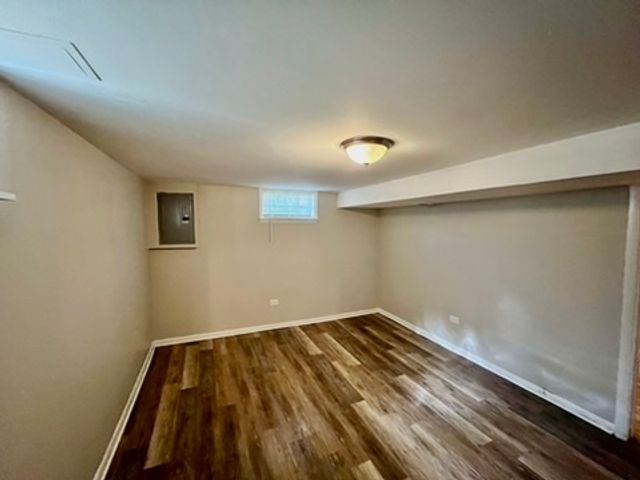 606 E 164th Place, South Holland, IL 60473