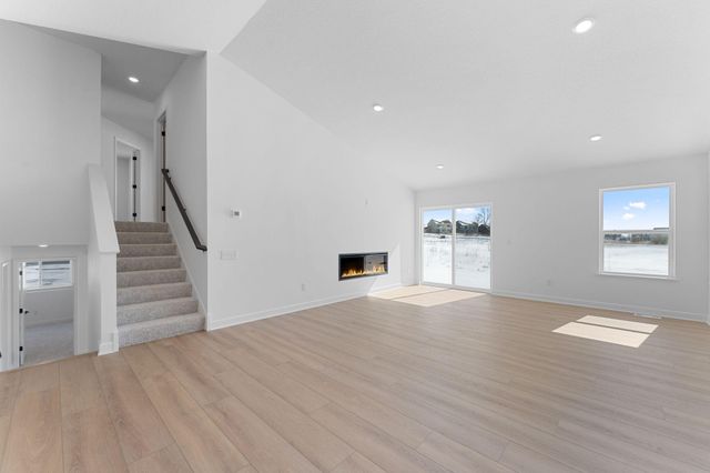 1271 Hadley Hills Drive NE, Rochester, MN 55906