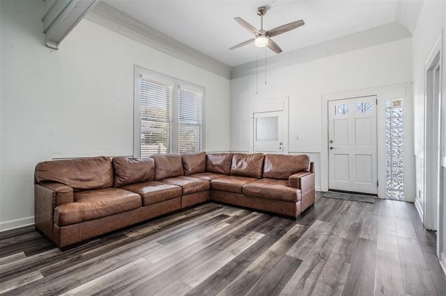 2319 W AILEEN STREET, Tampa, FL 33607