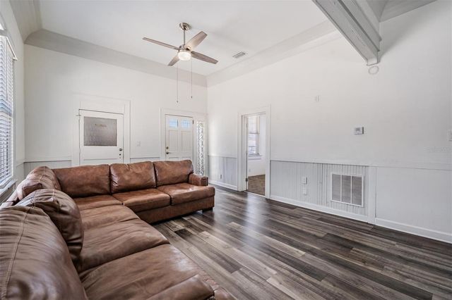 2319 W AILEEN STREET, Tampa, FL 33607