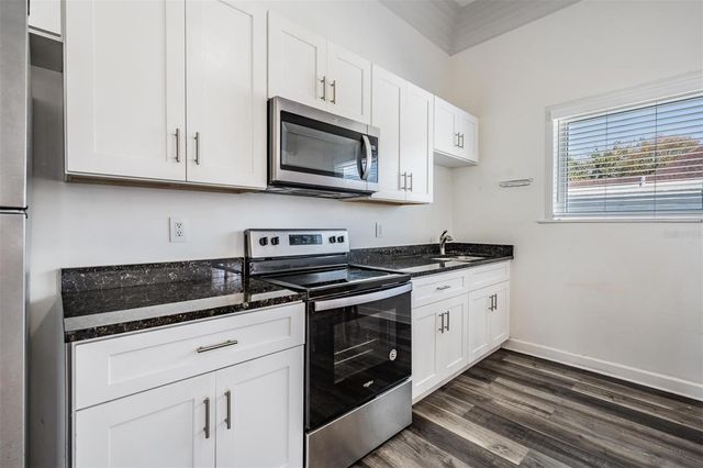 2319 W AILEEN STREET, Tampa, FL 33607