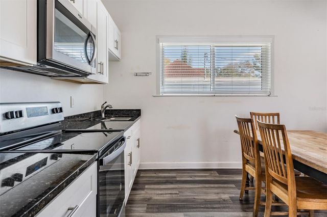 2319 W AILEEN STREET, Tampa, FL 33607