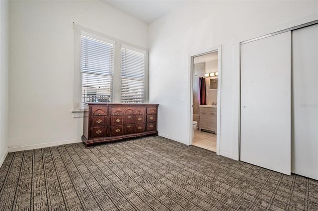 2319 W AILEEN STREET, Tampa, FL 33607