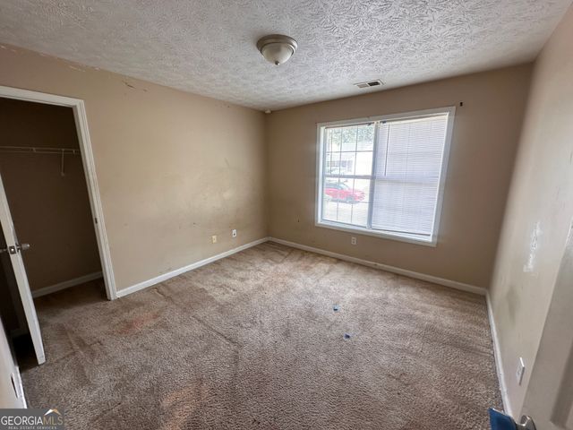 8036 Harmony Lakes Drive, Lithonia, GA 30058