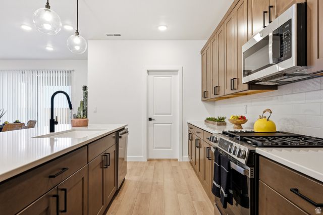 3064 W RUNWAY DR, Cedar City, UT 84720