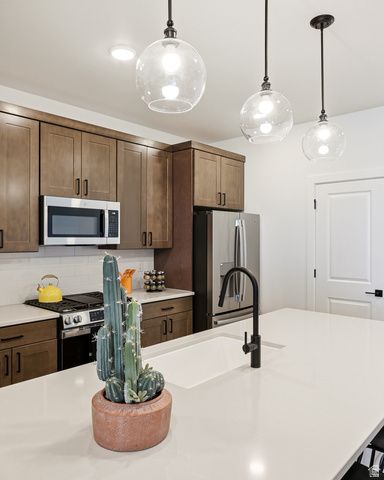 3064 W RUNWAY DR, Cedar City, UT 84720