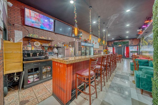 HIGHLY PROFITABLE Restaurant-bar For Sale On 8th&nbsp;st, Miami, FL 33144