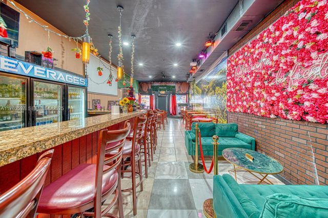 HIGHLY PROFITABLE Restaurant-bar For Sale On 8th&nbsp;st, Miami, FL 33144