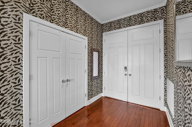 324 E Main St 404, Louisville, KY 40202
