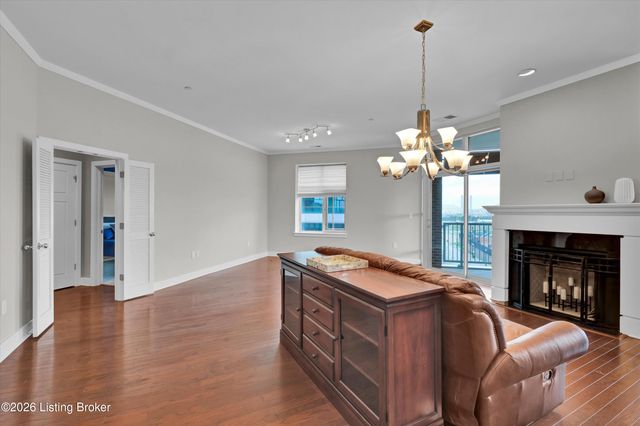 324 E Main St 404, Louisville, KY 40202