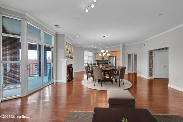 324 E Main St 404, Louisville, KY 40202