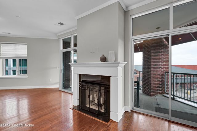 324 E Main St 404, Louisville, KY 40202