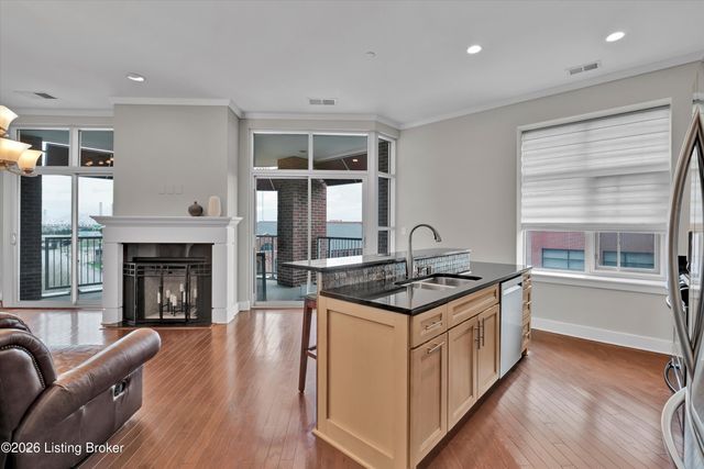 324 E Main St 404, Louisville, KY 40202