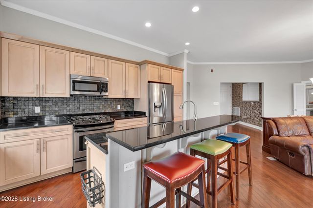 324 E Main St 404, Louisville, KY 40202