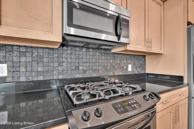 324 E Main St 404, Louisville, KY 40202