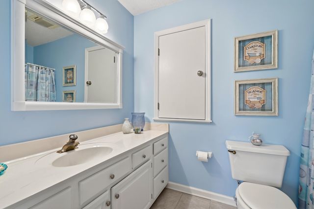 4346 McCorsley Ave., Little River, SC 29566