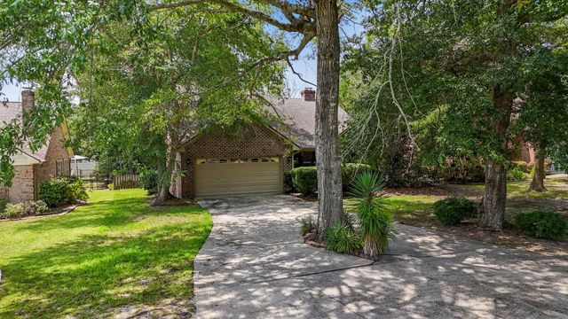 4346 McCorsley Ave., Little River, SC 29566