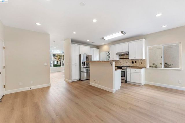 429 Birkhaven Pl, San Jose, CA 95138