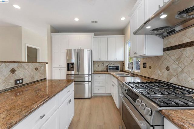429 Birkhaven Pl, San Jose, CA 95138