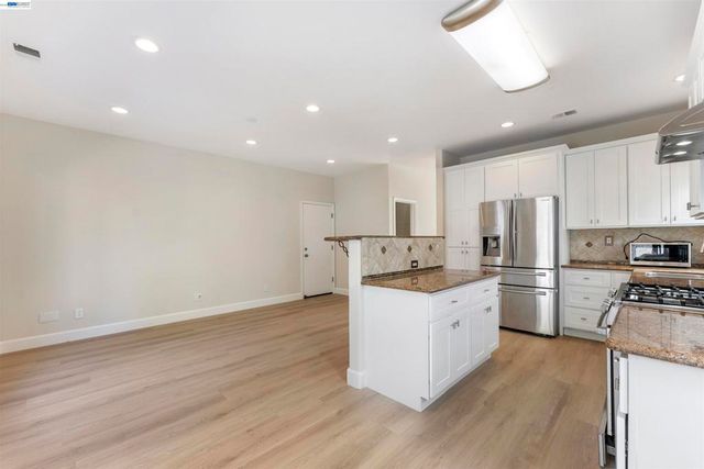 429 Birkhaven Pl, San Jose, CA 95138