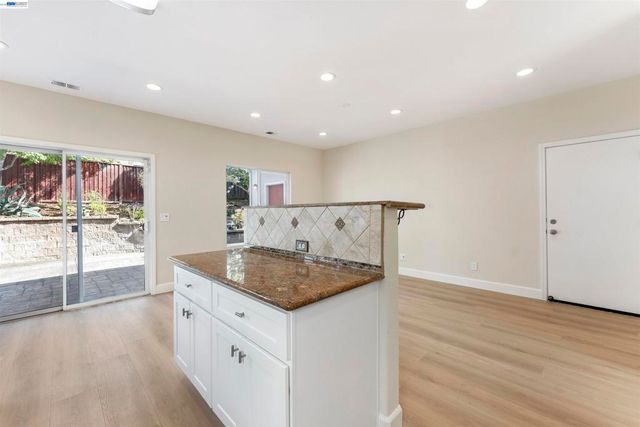429 Birkhaven Pl, San Jose, CA 95138