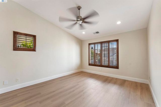 429 Birkhaven Pl, San Jose, CA 95138