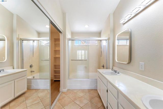 429 Birkhaven Pl, San Jose, CA 95138