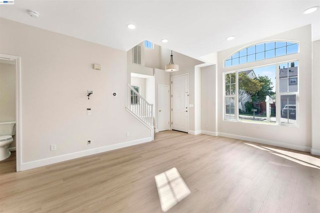 429 Birkhaven Pl, San Jose, CA 95138