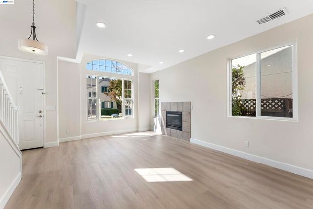 429 Birkhaven Pl, San Jose, CA 95138