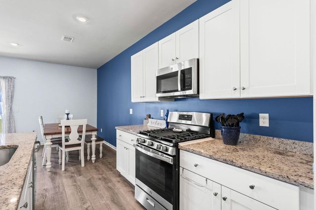 172 Fox Rae Dr., Conway, SC 29526