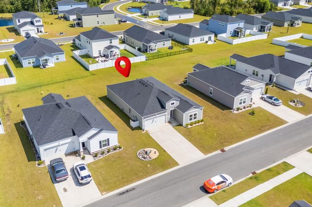 172 Fox Rae Dr., Conway, SC 29526