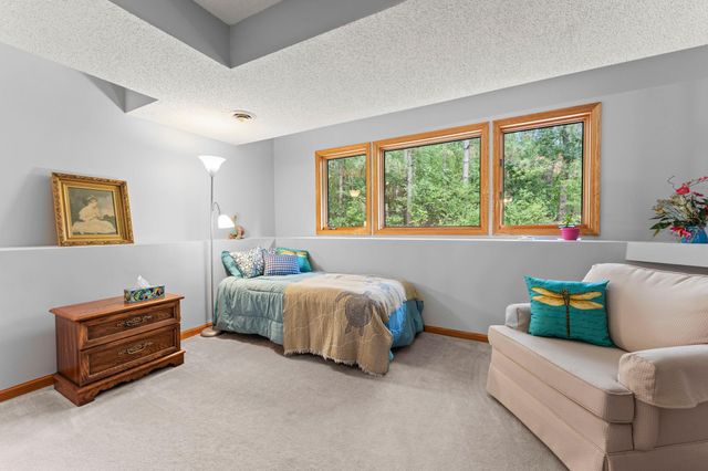 13840 28th Street N, Stillwater, MN 55082