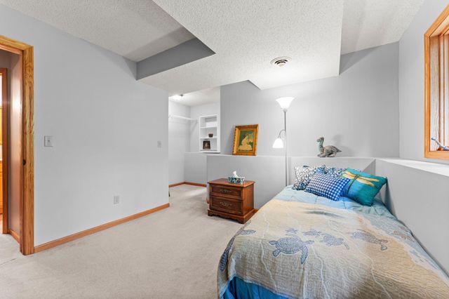 13840 28th Street N, Stillwater, MN 55082
