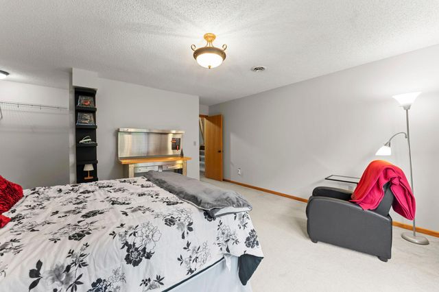 13840 28th Street N, Stillwater, MN 55082