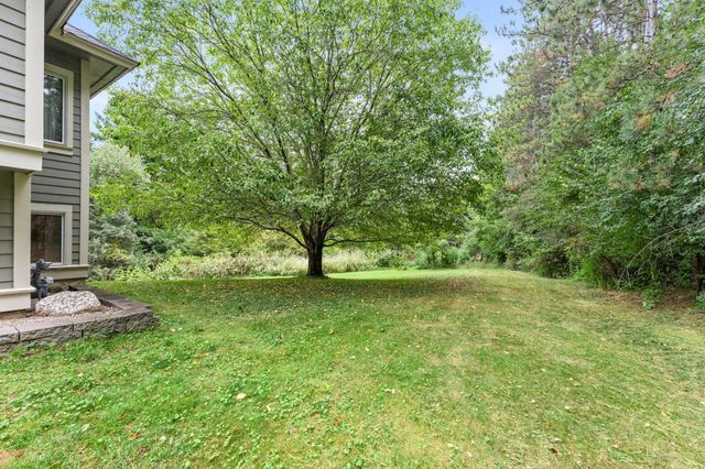13840 28th Street N, Stillwater, MN 55082